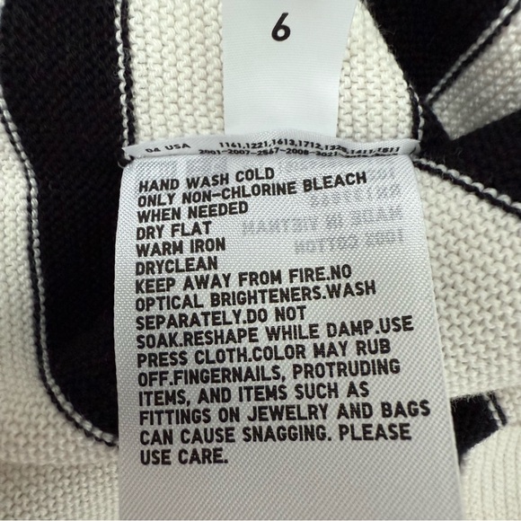 Women’s Uniqlo 3D Knit Seamless Cotton Crew Neck Pullover Striped Sweater Small - Picture 13 of 16